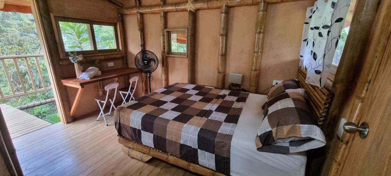 La Perla Negra - Black Pearl Eco Hostel San Rafael  Exteriör bild