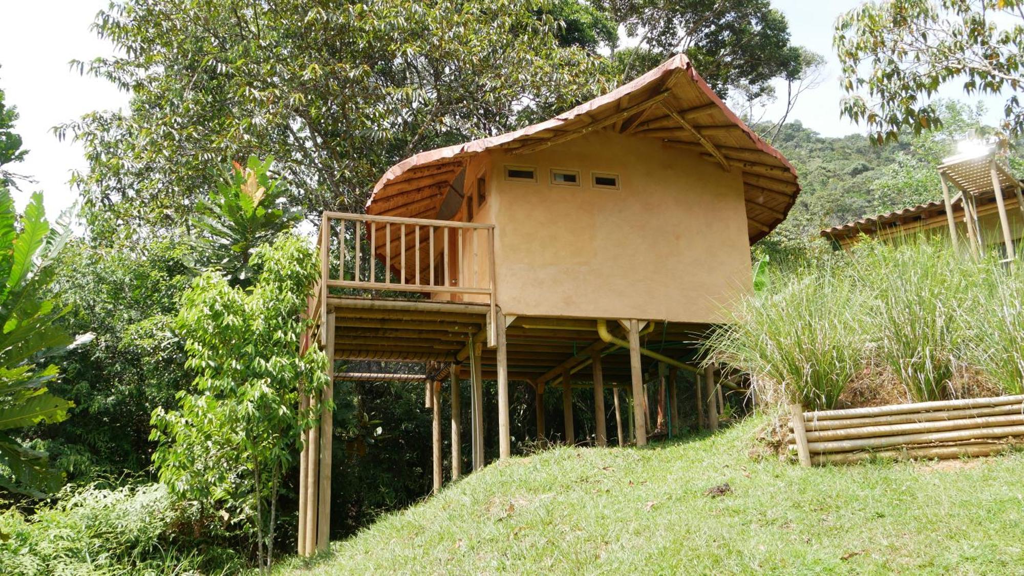 La Perla Negra - Black Pearl Eco Hostel San Rafael  Exteriör bild